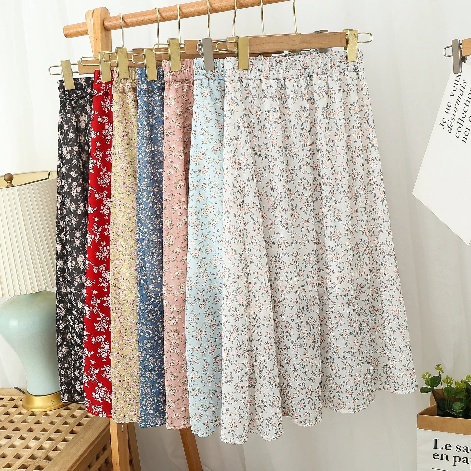 Summer Long Skirts for Women Boho Elegant Floral Print Pleated A Line Skirt Korean Harajuku Chic Simple Midi Chiffon Skirts